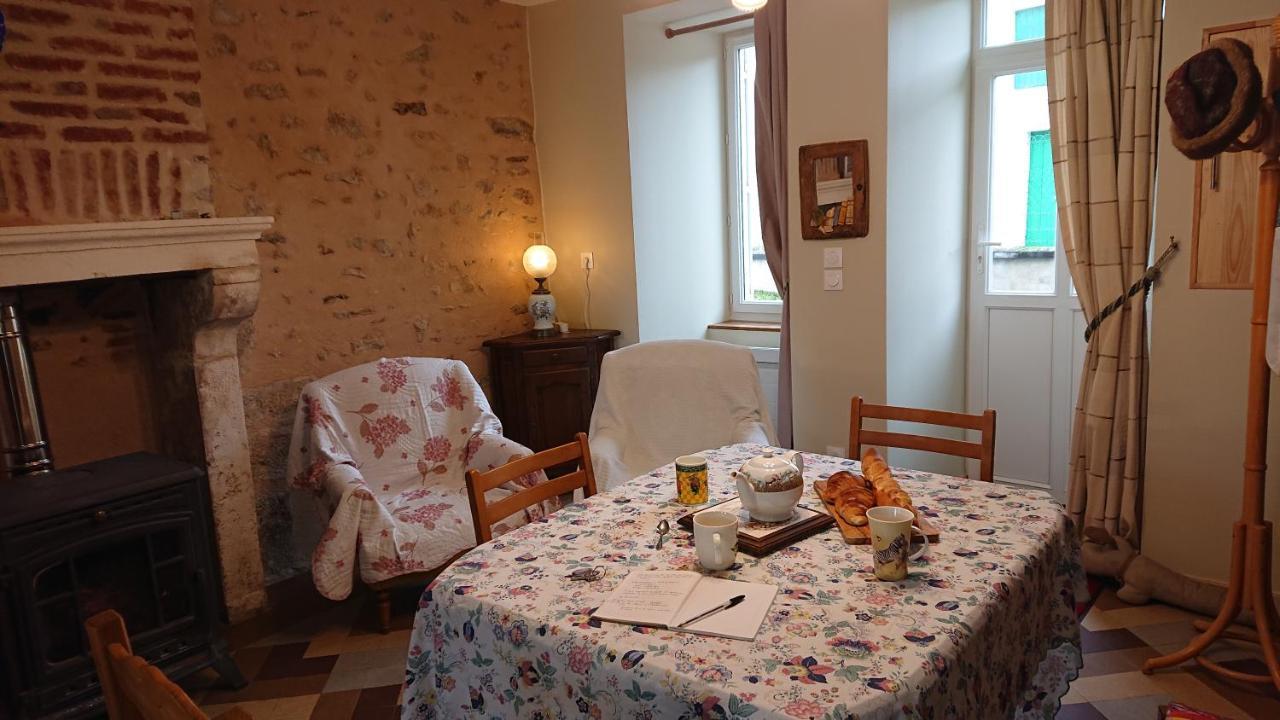Le Gite Du Herisson, Gite De Charme Et De Confort Le Menoux Exterior foto